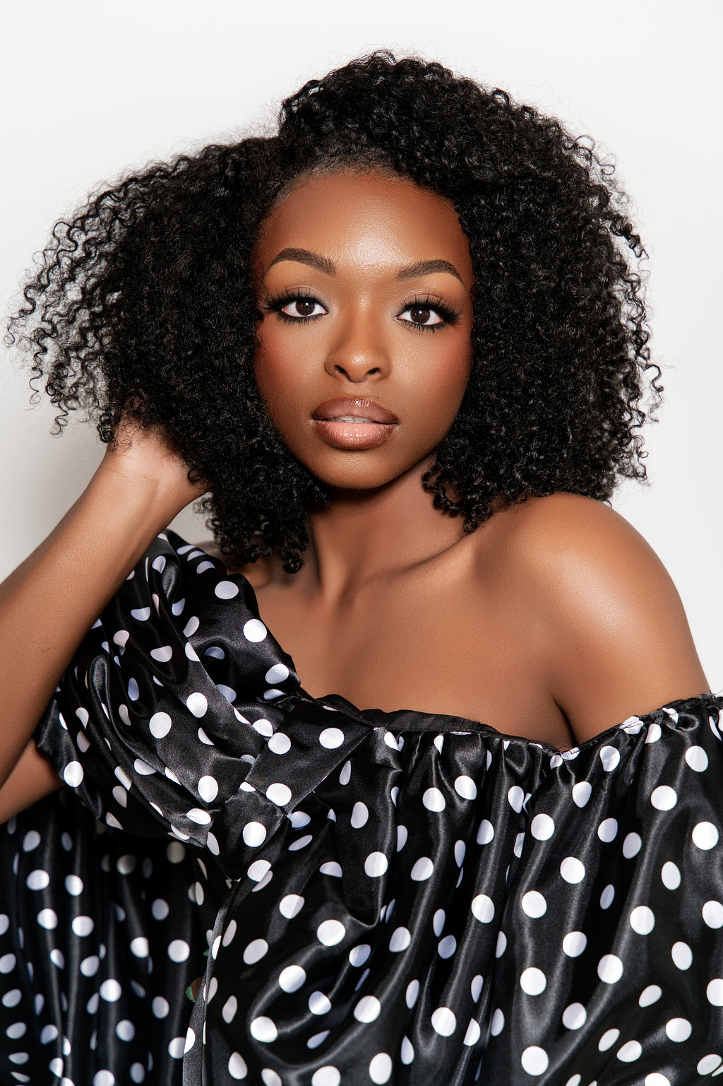 Polka Dot Off-Shoulder Balloon Dress – Bold, Elegant, Unforgettable