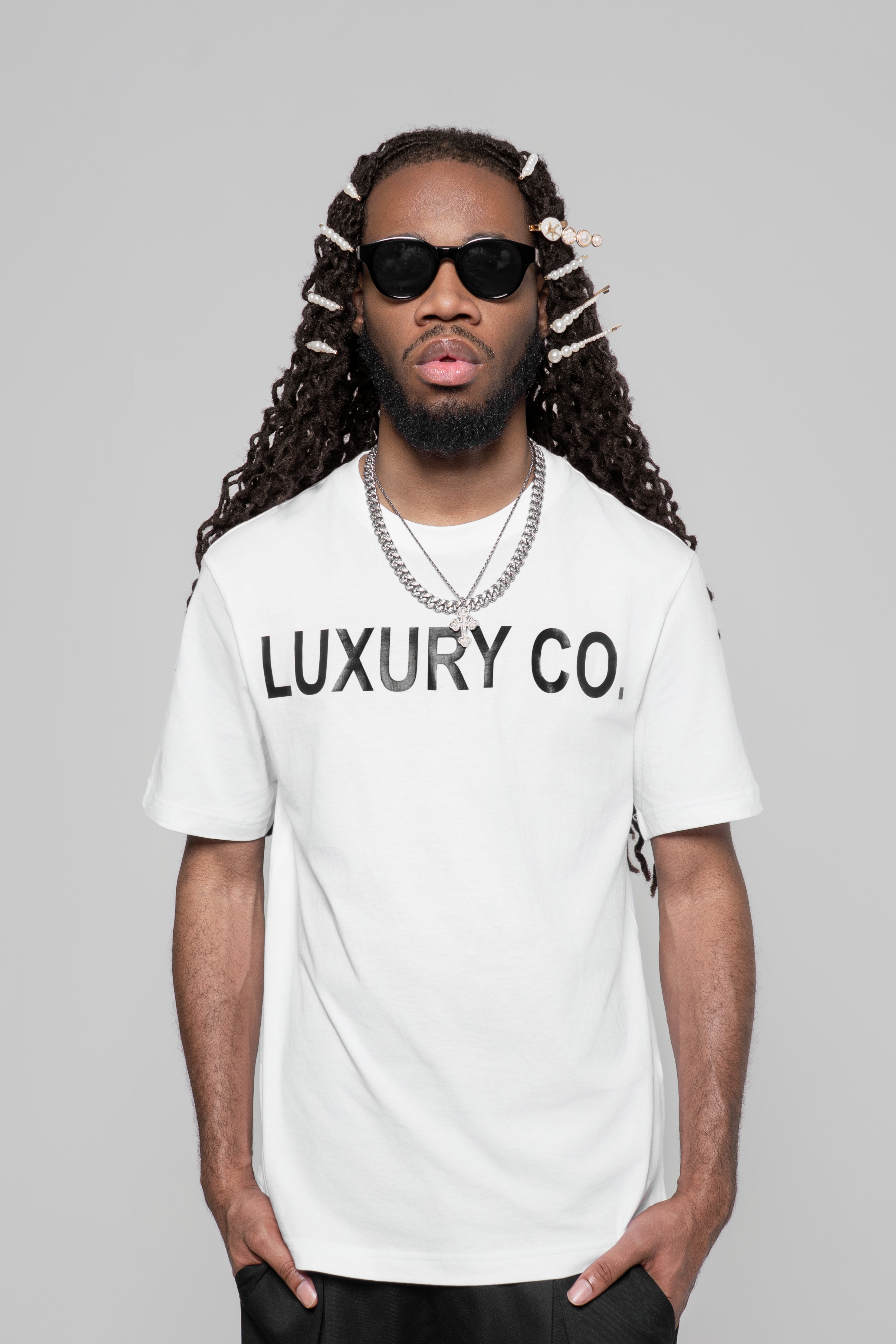 LUXURY CO.| Men’s T-Shirt LUXURY CO. FASHION BRAND
