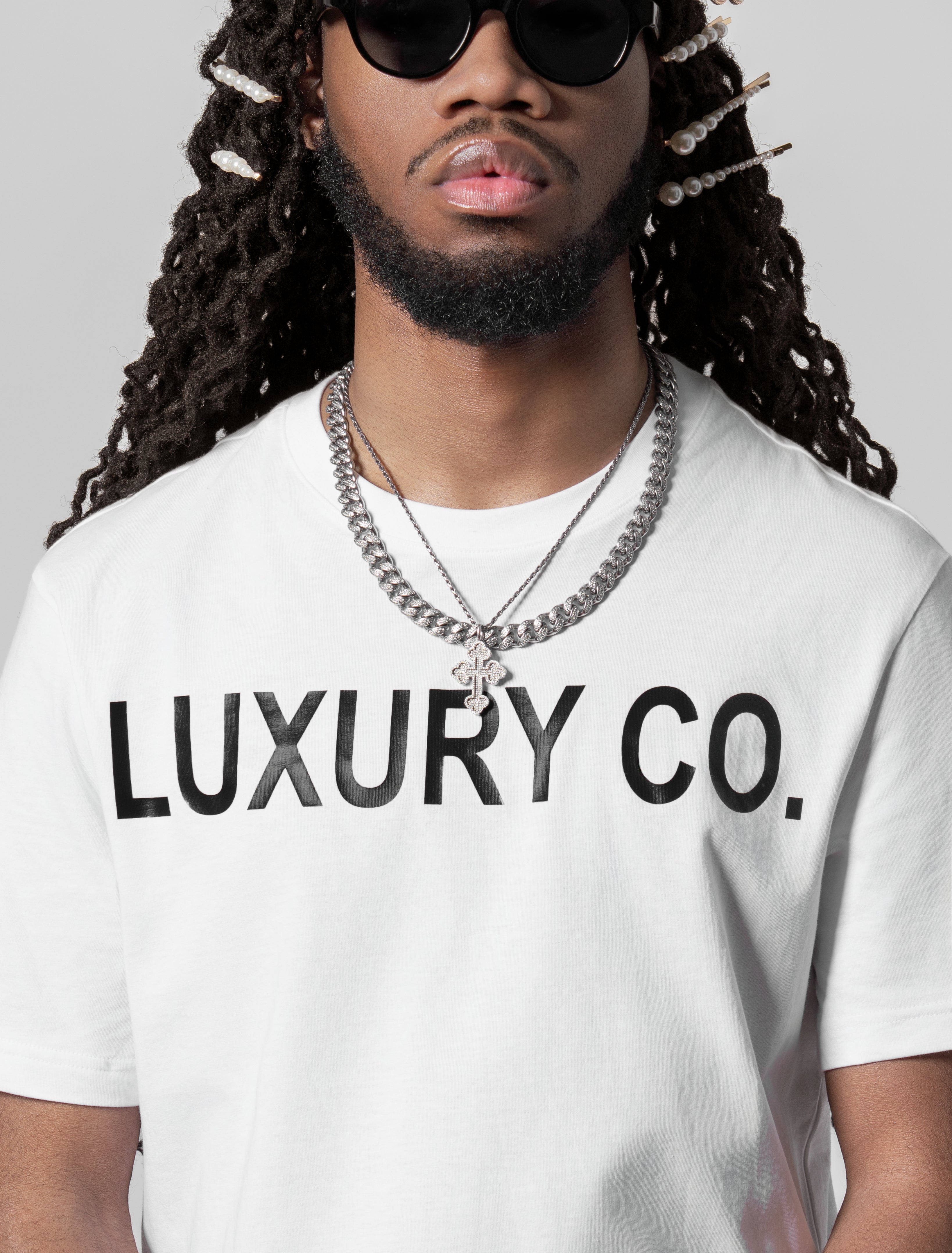 LUXURY CO.| Men’s T-Shirt LUXURY CO. FASHION BRAND