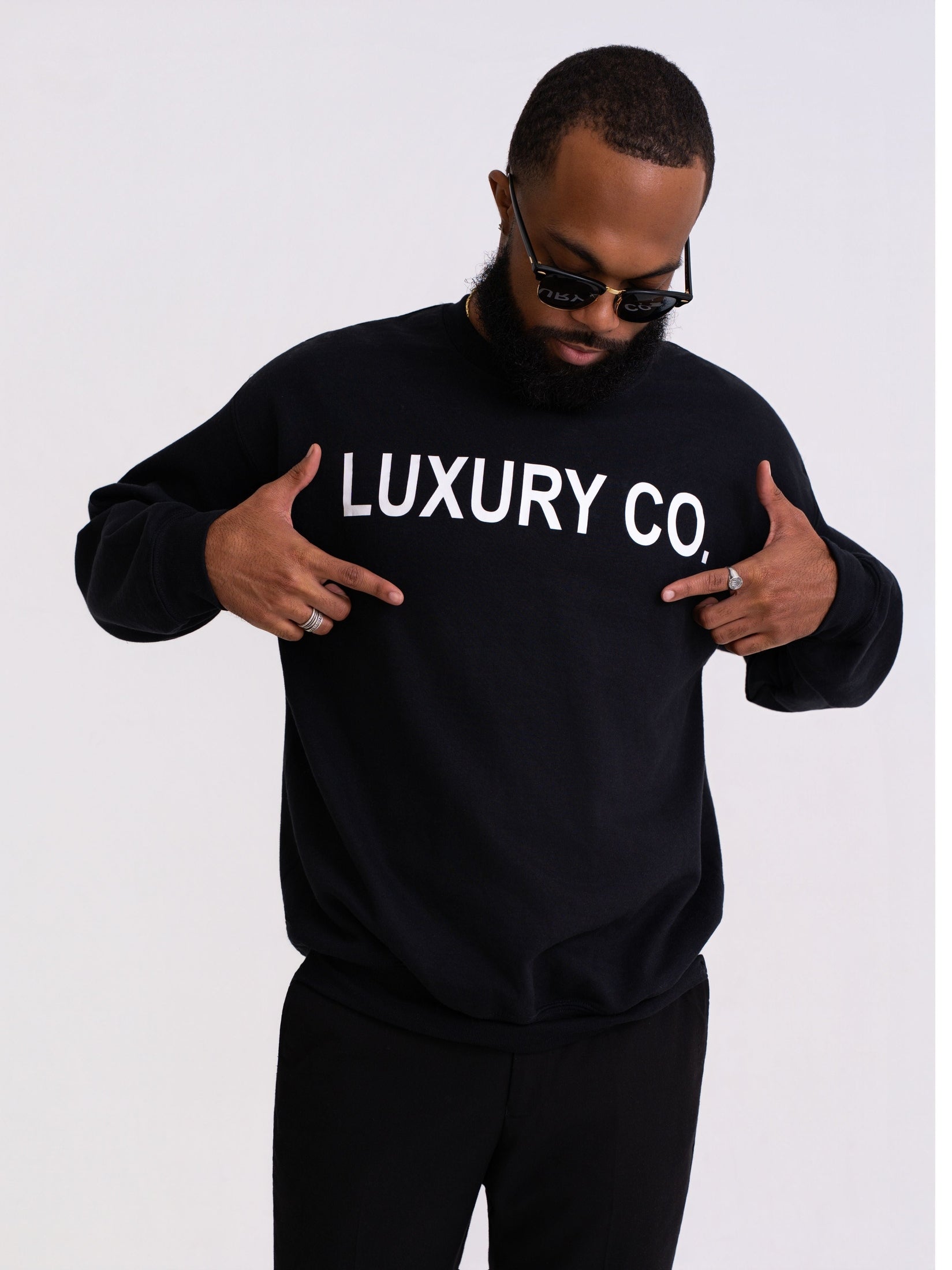 LUXURY CO.| Men’s Signature Sweatshirt LUXURY CO. FASHION BRAND